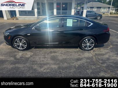 Used 2019 Buick Regal Essence w/ Driver Confidence Package I