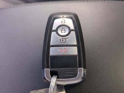 Used 2023 Ford Mustang Mach-E Premium image 33