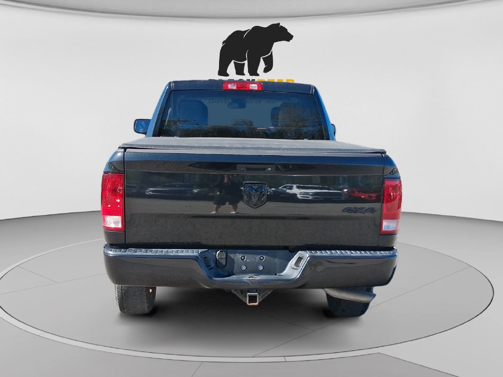 Used 2018 RAM 1500 Express w/ Black Ram 1500 Express Group AWD/4WD image 4