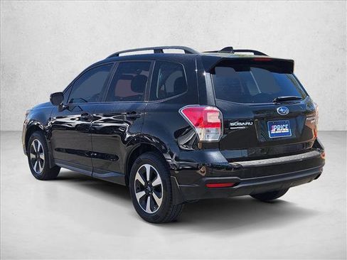 Used 2017 Subaru Forester 2.5i Premium AWD/4WD image 8