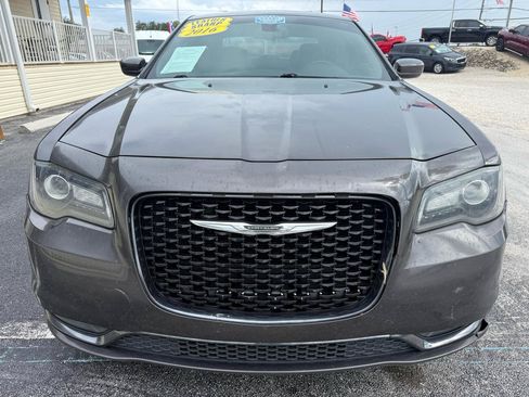 Used 2016 Chrysler 300 S RWD image 8
