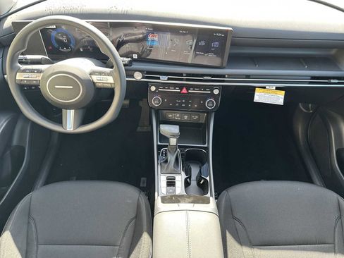 New 2026 Hyundai Tucson SEL FWD image 13