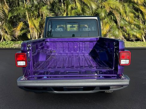 New 2026 Jeep Gladiator Sport image 5