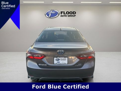 Used 2024 Toyota Camry SE w/ Cold Weather Package image 6