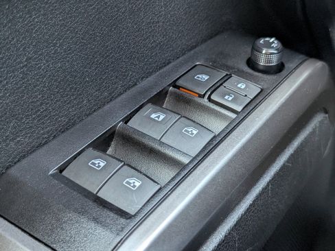 Used 2023 Toyota Tacoma SR5 image 22