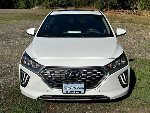 Used 2020 Hyundai Ioniq Limited FWD image 3