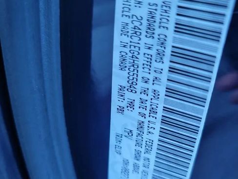 Used 2017 Chrysler Pacifica Touring-L Plus FWD image 30
