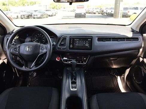 Used 2021 Honda HR-V EX image 7
