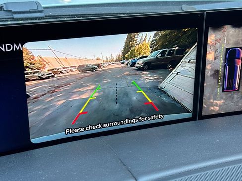 New 2025 Lincoln Navigator Black Label image 17