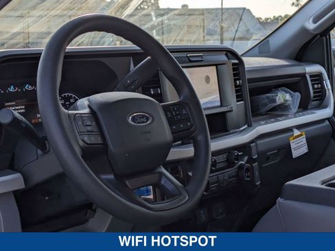 New 2025 Ford F450 XL w/ XL Chrome Package RWD image 15