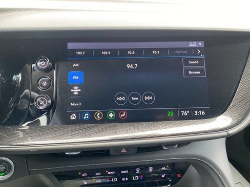 Certified 2021 Buick Envision Preferred FWD image 22