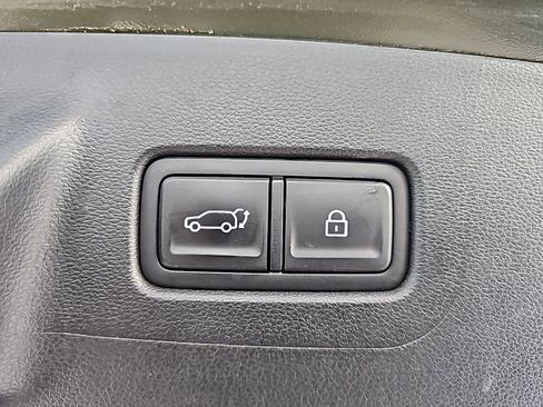 Certified 2025 Hyundai Santa Fe SEL image 44