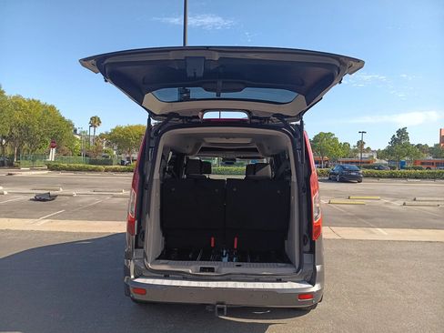 Used 2019 Ford Transit Connect Titanium w/ Titanium Premium Package FWD image 9