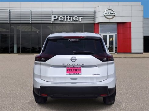 New 2026 Nissan Rogue SV w/ Cold Weather Package image 4