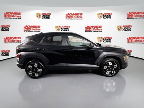 Certified 2025 Hyundai Kona SEL AWD/4WD image 16