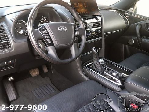 Used 2024 INFINITI QX80 Sensory image 14