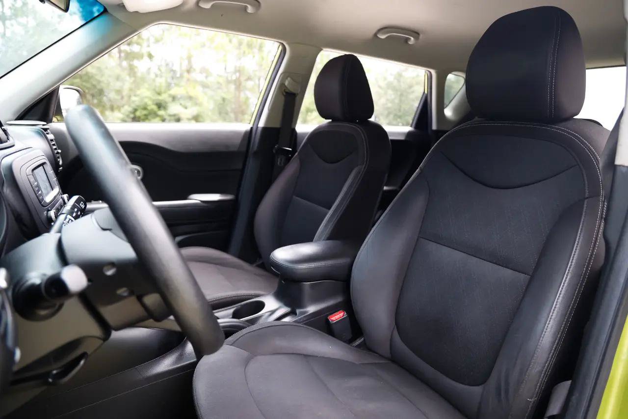 Used 2016 Kia Soul w/ Convenience Package FWD image 6