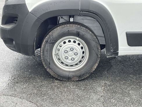 New 2026 RAM ProMaster 2500 w/ Convenience Group FWD image 10