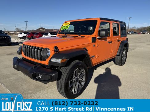 Used 2025 Jeep Wrangler Sport S w/ Convenience Group image 3