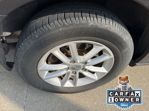 Used 2016 Dodge Grand Caravan SXT w/ UConnect Hands-Free Group image 10