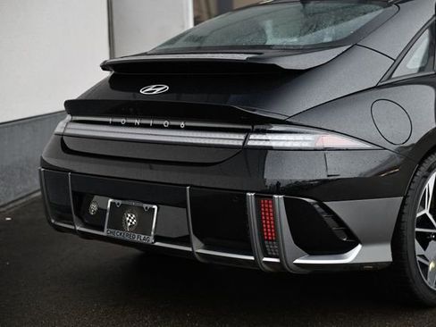 Used 2024 Hyundai Ioniq 6 SEL image 6