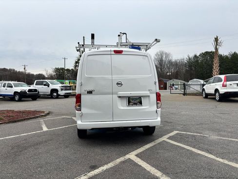 Used 2017 Nissan NV200 SV image 12