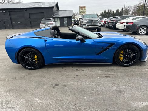 Used 2015 Chevrolet Corvette Stingray Coupe image 16