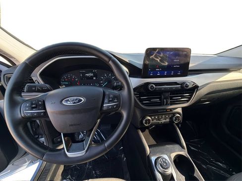 Used 2022 Ford Escape SE w/ Convenience Package FWD image 21