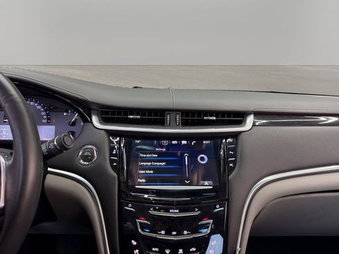 Used 2016 Cadillac XTS Luxury w/ Driver Awareness Package FWD image 21