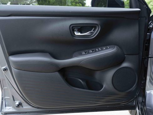 Used 2026 Honda HR-V LX image 35