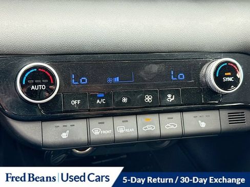 Certified 2022 Hyundai Elantra Blue FWD image 21