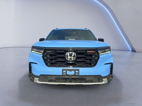 Used 2024 Honda Pilot TrailSport image 8