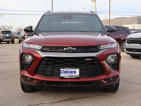 Used 2023 Chevrolet TrailBlazer RS w/ Sun and Liftgate Package image 2