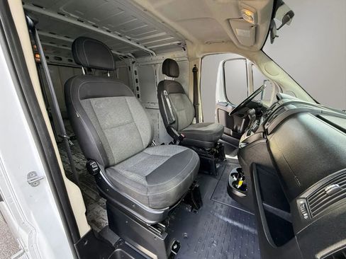 Used 2017 RAM ProMaster 1500 image 18