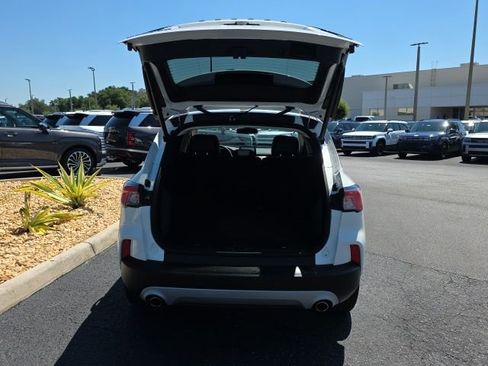 Used 2021 Ford Escape Titanium FWD image 24
