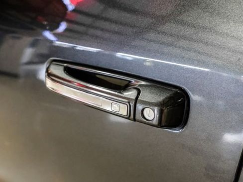 Used 2019 RAM 2500 Laramie image 39