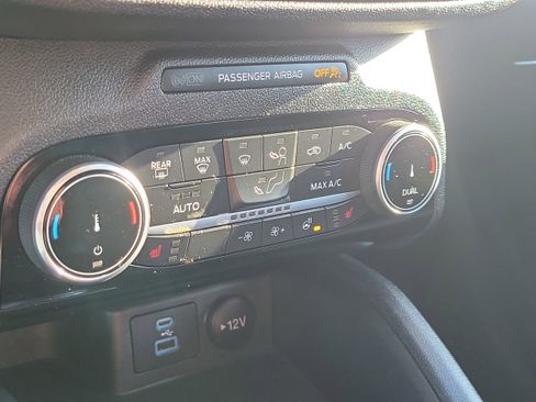 Certified 2022 Ford Escape SE w/ Convenience Package image 30