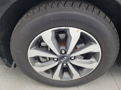 Used 2021 Kia Rio S w/ Technology Package FWD image 31