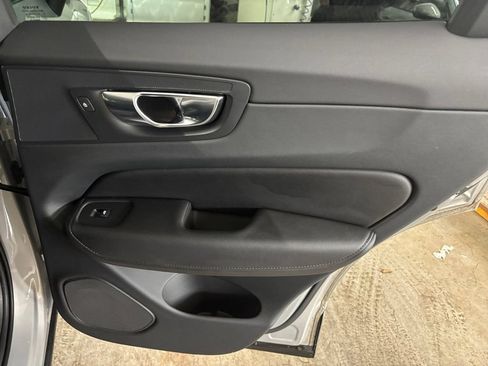 Certified 2023 Volvo XC60 B5 Plus w/ Protection Package Premier AWD/4WD image 18
