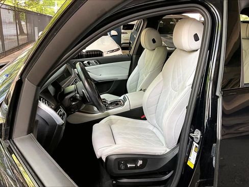 Used 2023 BMW X5 sDrive40i w/ M Sport Package RWD image 7