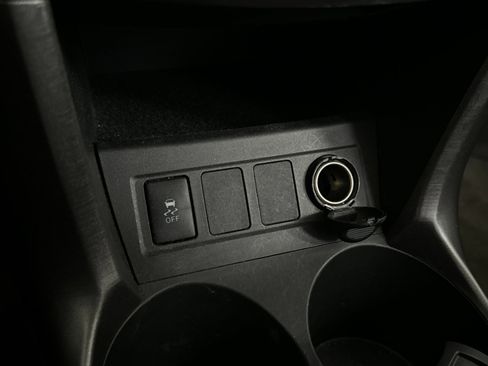 Used 2012 Toyota RAV4 FWD image 26