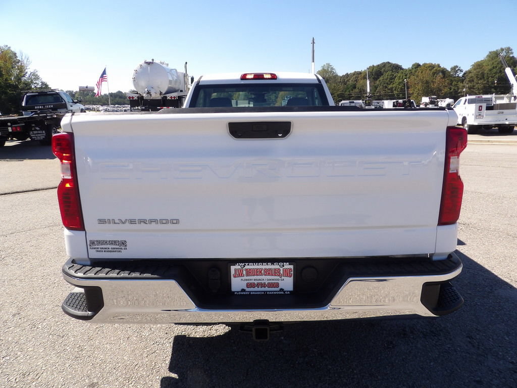 Used 2025 Chevrolet Silverado 1500 W/T RWD image 6