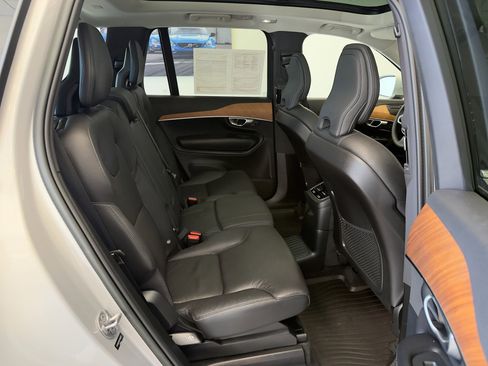 Certified 2023 Volvo XC90 T8 Plus w/ Protection Package Premier image 32