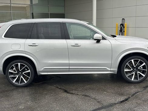 Certified 2024 Volvo XC90 B6 Plus AWD/4WD image 27