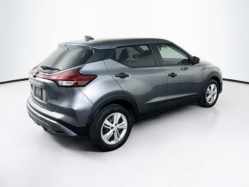 Used 2024 Nissan Kicks S FWD image 9