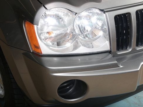 Used 2007 Jeep Grand Cherokee Laredo AWD/4WD image 13