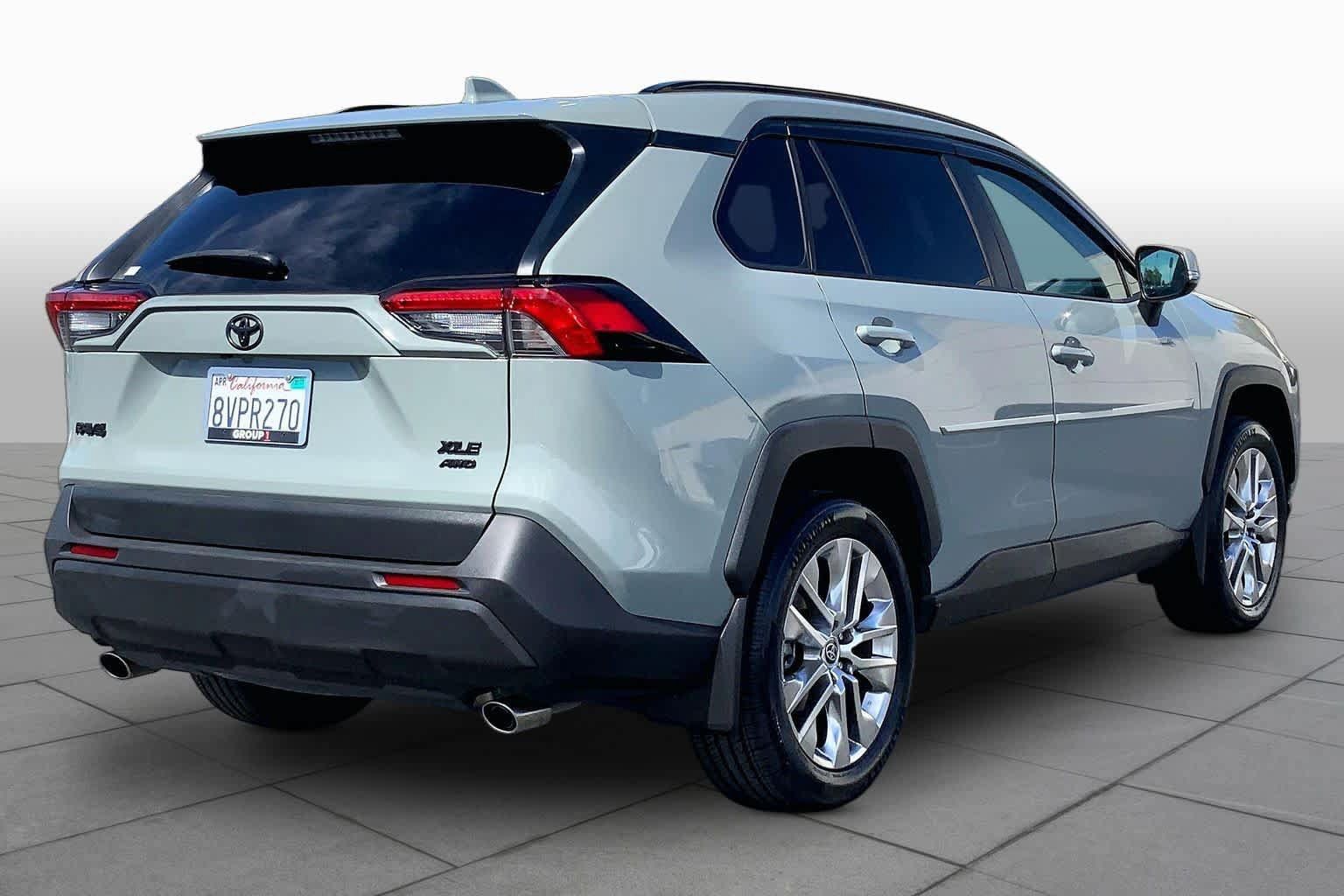 Used 2021 Toyota RAV4 XLE Premium AWD/4WD image 12