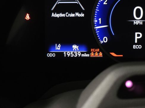 Used 2024 Lexus RX 350 Premium w/ Convenience Package FWD image 21