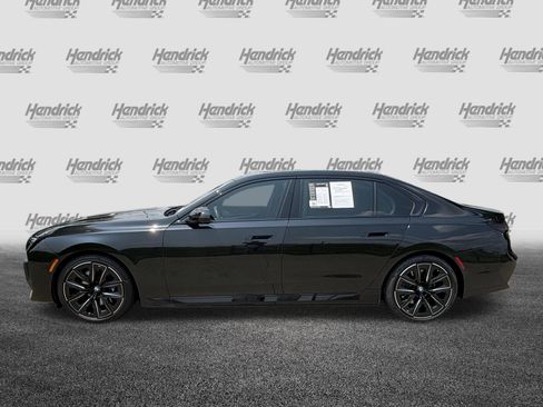 Certified 2023 BMW i7 xDrive60 AWD/4WD image 7