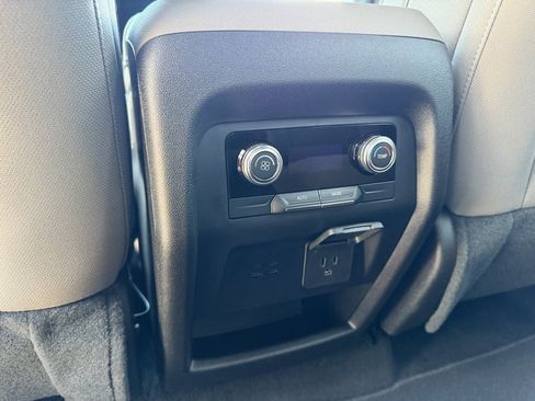 Used 2026 GMC Acadia Elevation image 15